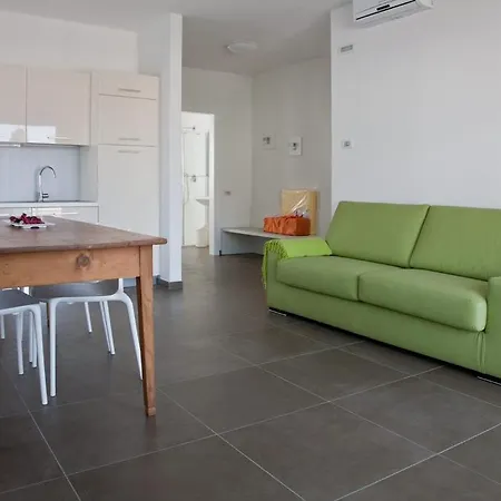 Casa Rosa Dei Venti Apartment *